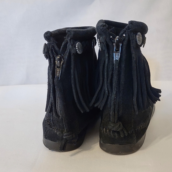 Minnetonka Moccasin Hi Top Back Zip Boot - Picture 6 of 13